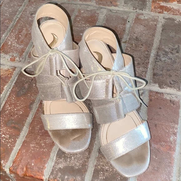 silver/rose gold block heels - Picture 2 of 4